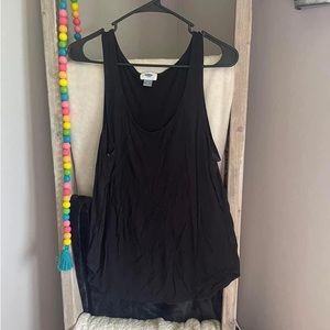 black tank